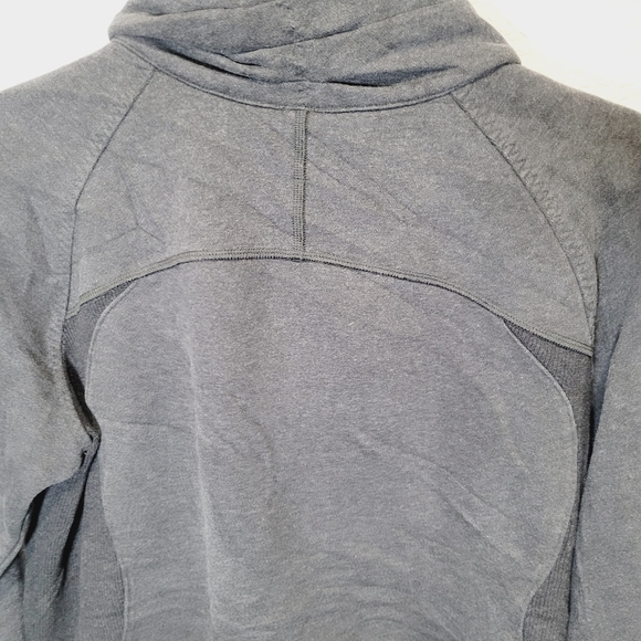 Lululemon Cozy cuddle up jacket - Picture 8 of 10